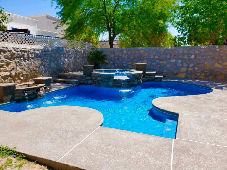 Top Geometric Pools in America: A Guide to Linear Aquatic Design
